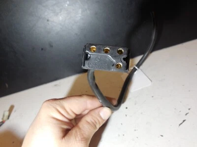 Interruptor de control de descongelación enchufe de cableado 09967701 77-85 Mercedes Benz W123 240D 300D Foto 1 de 4