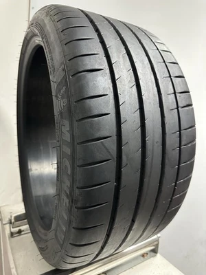 275/35ZR19 Michelin Pilot Sport 4 S 96Y - Tire - Image 1 of 4