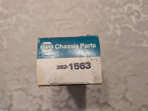 NAPA 262-1563 King Pin Set For 80-86 Ford F series ***HALF SET*** - Picture 1 of 5