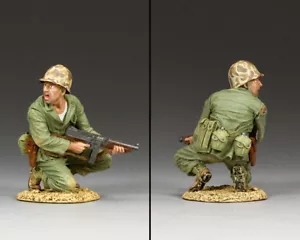 KING & COUNTRY U.S.M.C. USMC013 OFICIAL DE LA MARINA DE ESTADOS UNIDOS CON PISTOLA TOMMY SIN USAR Y EN CAJA - Imagen 1 de 1