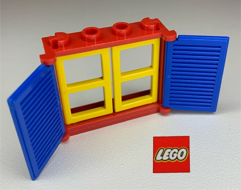 1 x Vintage Lego Red 3x4 Window with Blue Shutters -Truck Town Train 3853 -7F - Image 1 of 1