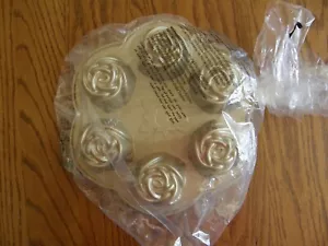 Williams Sonoma Nordic Ware Nonstick Cast Aluminum Rose Bud Cakelet Pan - New - Picture 1 of 6