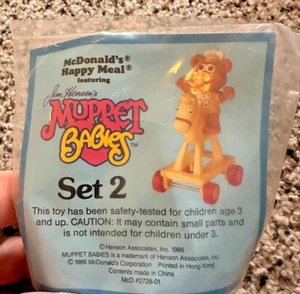 N2 McDonald's Happy Meal Toys 1986 MUPPET BABIES set 2 FOZZIE BEAR cavallo a dondolo - Foto 1 di 2