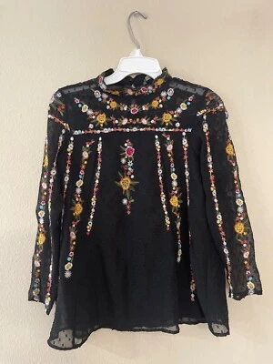 Top Zara Colección Básica Punto Negro Boho Bordado Mujer Talla XS Foto 1 de 4
