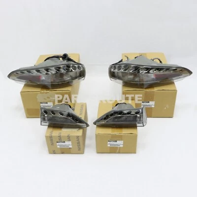 Infiniti FX35 FX50 QX70 OEM Tail Light Rear Combination Lamp Dark Clear SET - Image 1 of 4