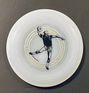 Wham-o 1977 National Championship Series molde negro/dorado 40 disco volador transparente IFA - Imagen 1 de 6
