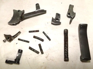 Astra Unceta Firecat .25acp , Trigger, Hammer, Slide stop, Strut, Grip Safety, - Picture 1 of 10