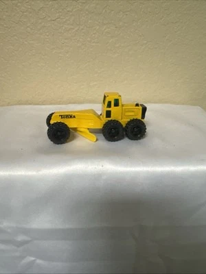 Vintage 1994 Tonka Yellow Road Grader / Earth Mover Construction 4" - Image 1 of 4