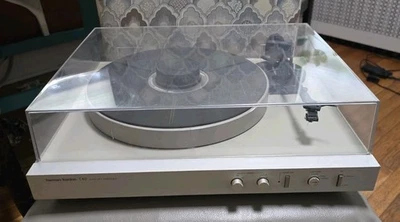 Harman Kardon Vintage Auto Lift Turntable Model T40 Silver Japan Powers On AS IS - Image 1 of 4