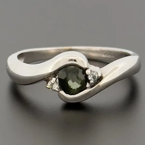 9ct White Gold Tourmaline & Topaz Three Stone Ring Size N Hallmarked - Picture 1 of 10