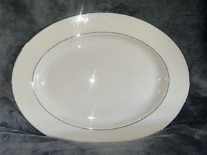 Lenox Hannah Platinum Debut Collection White Serving Platter 16" MSRP $215 NEW - Picture 1 of 5