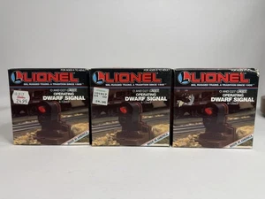 3X LIONEL 12704 - OPERATING DWARF SIGNAL W/CONTACTOR PLATE- BOXED - NEW B12 - Picture 1 of 6
