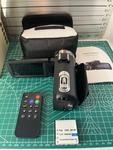 2.7K CAMCORDER 42.0 MEGA PIXELES - Picture 1 of 3