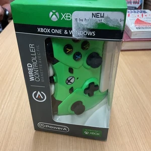 NEW Full Sized Power A BLACK  1 Wired Controller Xbox One Windows 10 PowerA*read - Picture 1 of 5