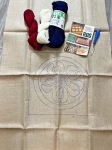Vintage Stamped Burlap Rug Hooking Pattern Kit Yarn Hook Square Primitive - Picture 1 of 9