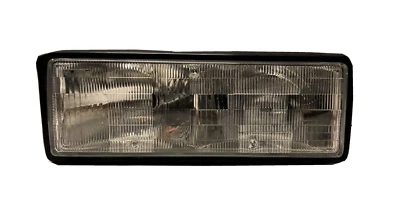 Передняя фара GM NO16513075 — Chevy Caprice ('86–'90) — со стороны водителя - Изображение 1 из 4