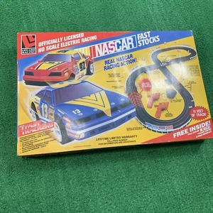 New!! Life Like Nascar Fast Stock Slot Car Set Race Track 2 Cars AC Powered VTG - Picture 1 of 10