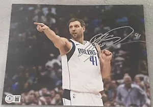 Dirk Nowitzki autographed signed 8x10 photo Beckett BAS COA Dallas Mavericks NBA - Picture 1 of 3