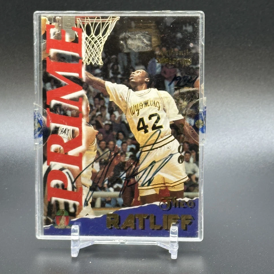 1995 Signature Rookies Prime Auto #'d /3000 Theo Ratliff #31 Rookie RC Sealed - Image 1 of 2