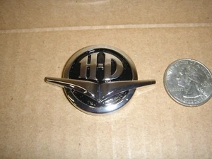 Harley Davidson OEM 14100748 Flat Stick On Road King Medallion Free Shipping - Picture 1 of 3