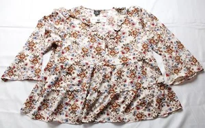 Oak & Trellis Womens Plus Size Flare Sleeve Floral V-Neck Top BL1 Eggnog Size 2X - Picture 1 of 3
