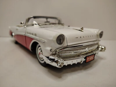 1957 Buick Roadmaster Convertible by Motor Max 1:18 - Image 1 of 4