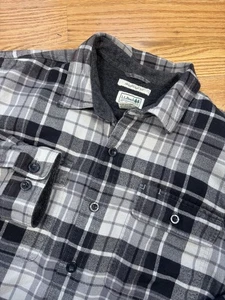 LL Bean Fleece Lined Flannel Mens Large Gray Plaid Shacket Button Up Pockets - Picture 1 of 9