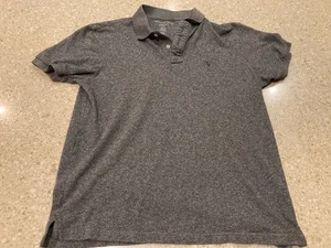 Camisa Polo American Eagle Outfitters Para Hombre Gris Medio Manga Corta Súper Suave - Imagen 1 de 5