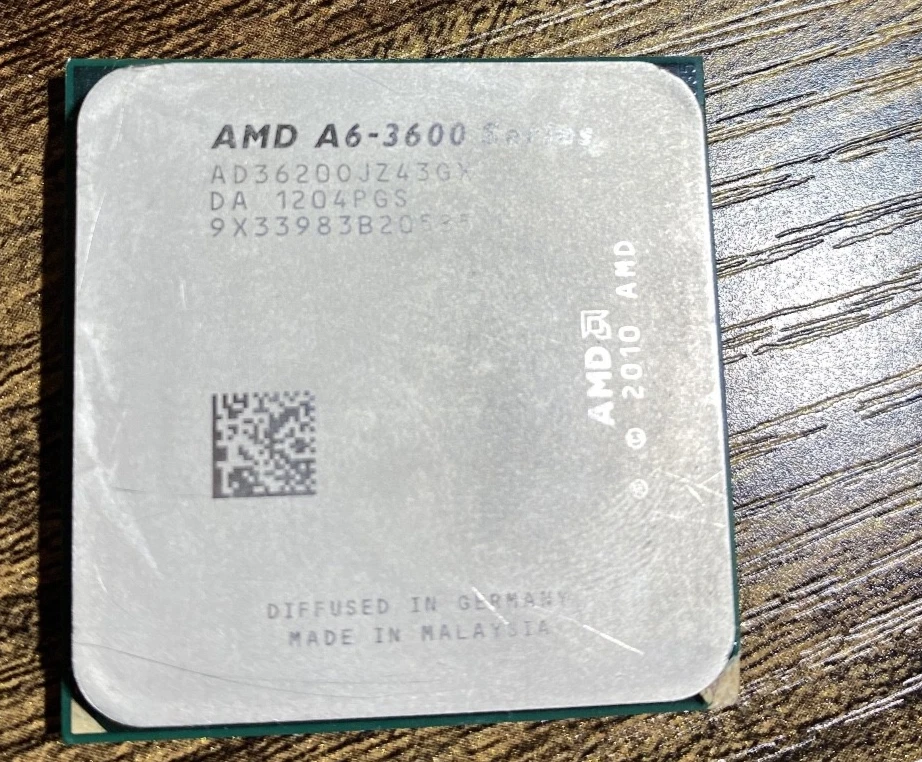 AMD A6 3600 SERIESW  AD36200JZ43GX 2010 Processor Chip - Image 1 of 1