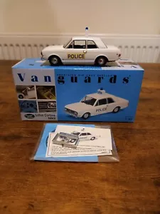 CORGI LLEDO VANGUARDS #VA04101 - FORD LOTUS CORTINA MARK 2 HAMPSHIRE POLICE 1/43 - Picture 1 of 12