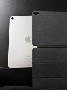 Apple iPad Air 4th Generation A2316 256GB, Wi-Fi, 10.9" Silver - Picture 1 of 6