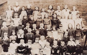 TYNEMOUTH, BACKWORTH COUNCIL SCHOOL ~ VINTAGE REAL PHOTO POSTCARD ~ #2521132 - Picture 1 of 3