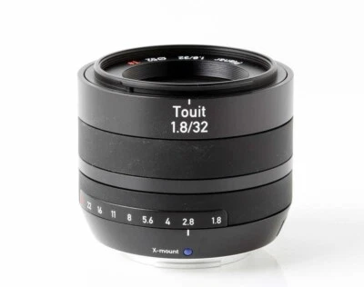 Zeiss 32mm f1.8 E Touit Fujifilm Fit Lens - Image 1 of 4