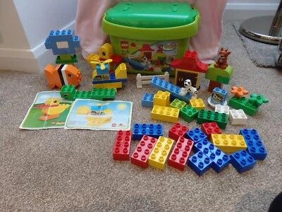 LEGO DUPLO SET 4624 IN STORAGE TUB CAT DOG, 1ST BUILDING IDEAS & EXTRA BLOCKS - Image 1 of 4