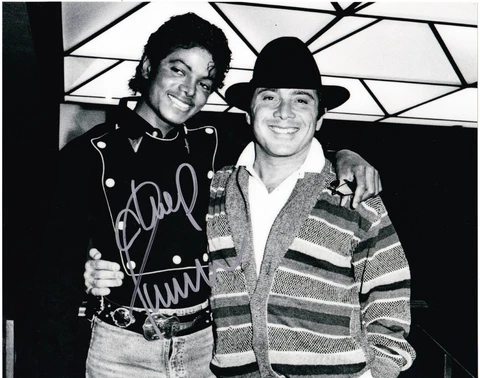 PAUL ANKA SIGNED 8X10 PHOTO AUTHENTIC AUTOGRAPH MUSIC GREAT LEGEND GRAMMY COA B Cover