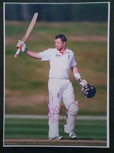 IAN BELL - Signed 11x8 Photograph - SPORT - ENGLAND CRICKET - Picture 1 of 1