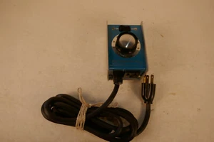 LUTRON ELECTRONICS Speedial MARK II Speed Controller - Picture 1 of 6