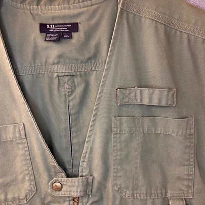 5.11 Tactical Series Vest Men's 2XL Olive Green Multi Pocket Utility Fish/Hunt - Image 1 of 4