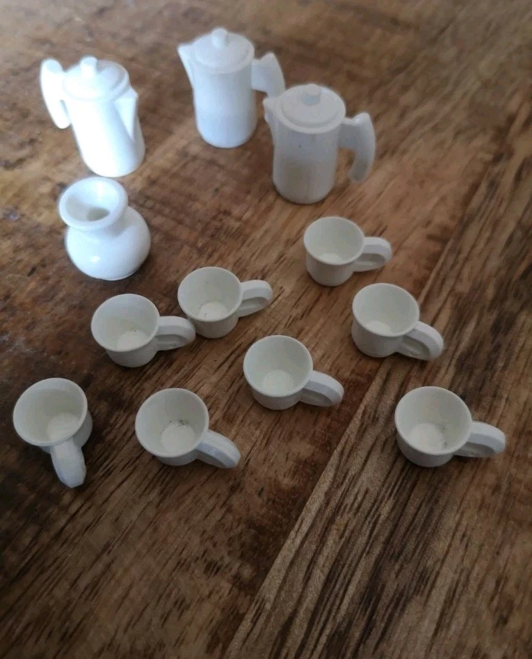 PLAYMOBIL  KAFFEEKANNEN  TASSEN Vase weiß  Konvolut Komplett  - Bild 1 von 1