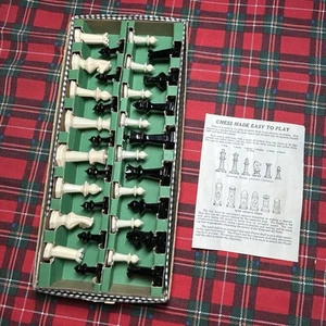 Vintage Drueke Chess Set Modern Plastic Chessmen Unweighted Complete Manual Box - Picture 1 of 9