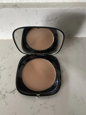 Marc Jacobs Omega Bronze - 102 Tantric - Rare - Image 1 of 2