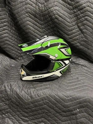 Casco de carreras Thor MX Motocross Supercross juvenil S/M verde Foto 1 de 4