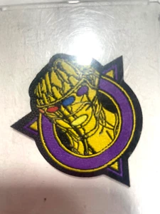 Woolworths Fix-ems Sticker Thanos Ultra Rare Infinity Gauntlet - Bild 1 von 3