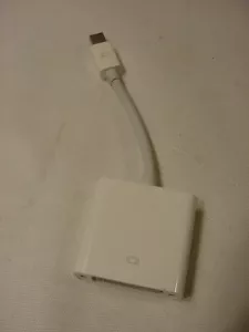 GENUINE APPLE A1305 Mini DisplayPort to DVI Adapter - Picture 1 of 4