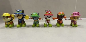 Juego completo de figuras de cachorros de la selva de Paw Patrol X6 con paquetes de acción extraíbles. Raro. - Imagen 1 de 6