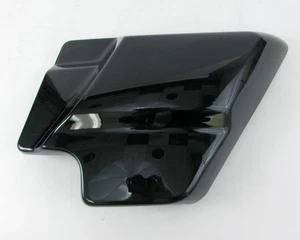 NEW OEM Harley 57200072DWF/ 66048-09A Right Side Cover Deep Jade - 09-Up Touring - Picture 1 of 5