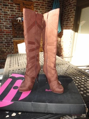 Botas de gamuza sintética marrón con hebillas MICHAEL ANTONIO hasta la rodilla para mujer talla 7 Foto 1 de 4