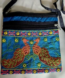 Handgefertigte indische Reisepass Handytasche Stickerei Detail Ethno Boho B11 - Bild 1 von 3