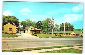 Mt Pleasant Iowa Starlight Motel Route 34 chrome Postcard D441 - Picture 1 of 2