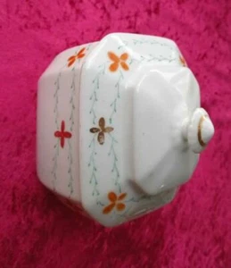 Alte Porzellan Zuckerdose mit Blumendekor - Bild 1 von 4